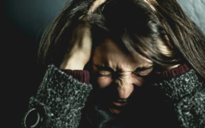 Paralyzing Anxiety Symptoms: Physical and Emotional Impacts